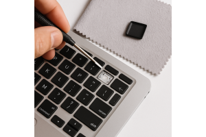 Jak odstranit klávesy notebooku: průvodce krok za krokem